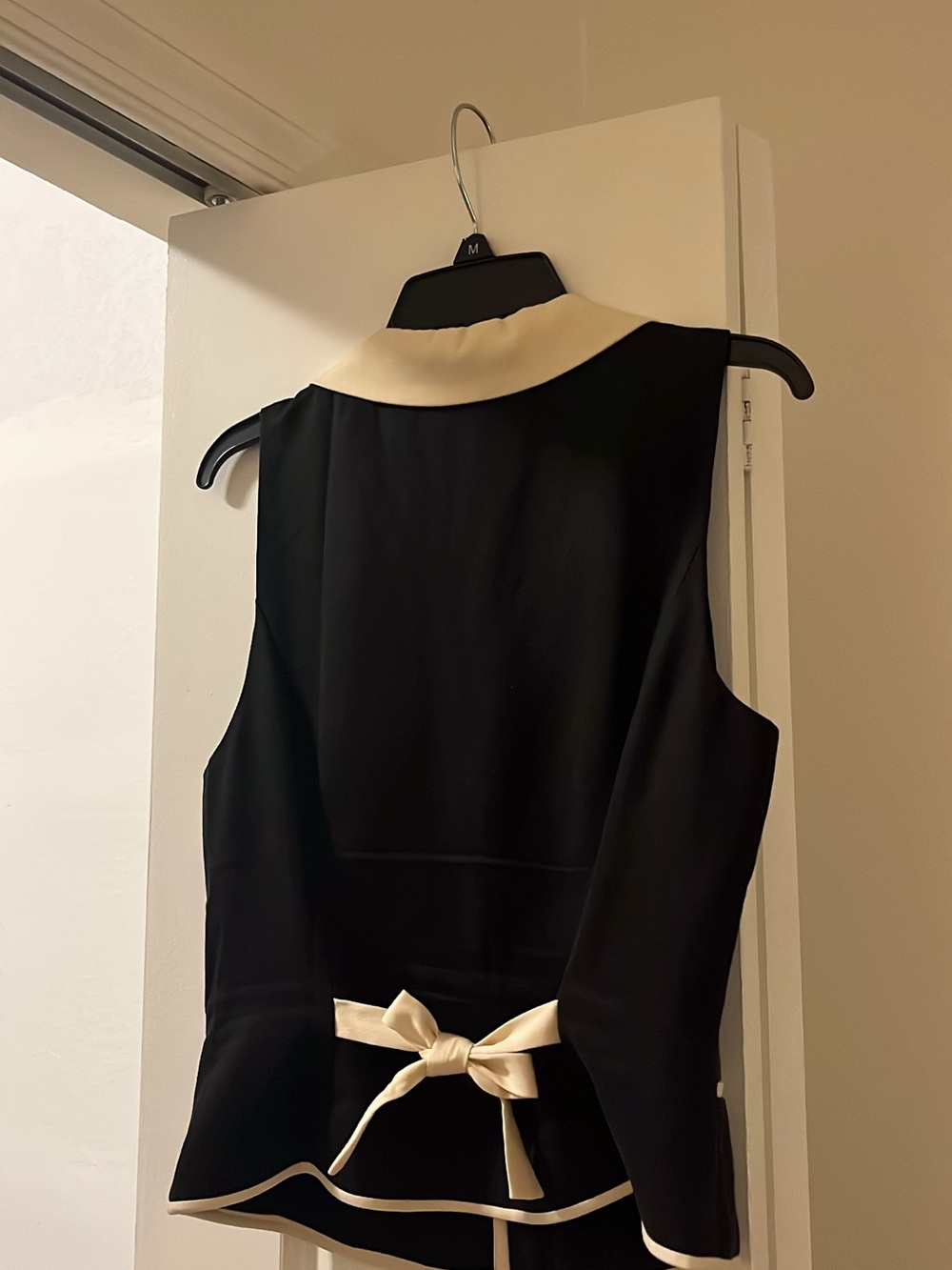 Reformation Top with Collar - Picture 2 of 4